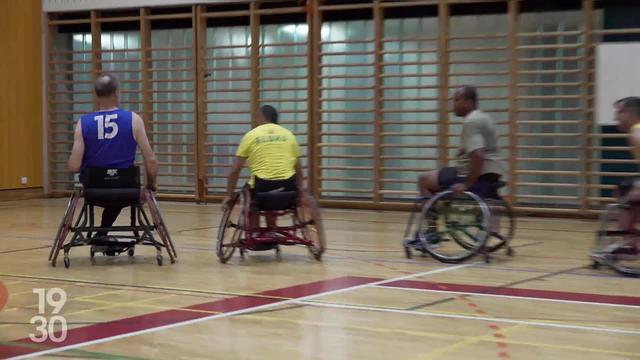 Pratiquer le sport en fauteuil roulant en situation de handicap est un défi en Suisse romande