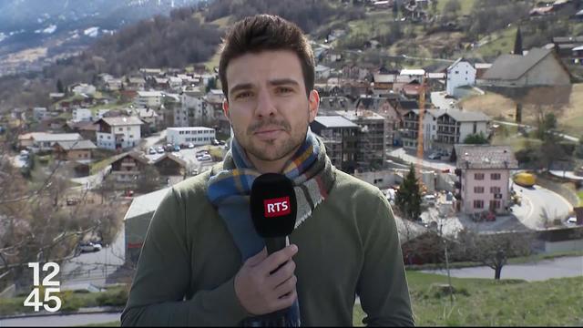 Les cinq randonneurs décédés à Tête-Blanche (VS) étaient originaires de la commune valaisanne de Vex. Le point sur place avec le journaliste Romain Boisset