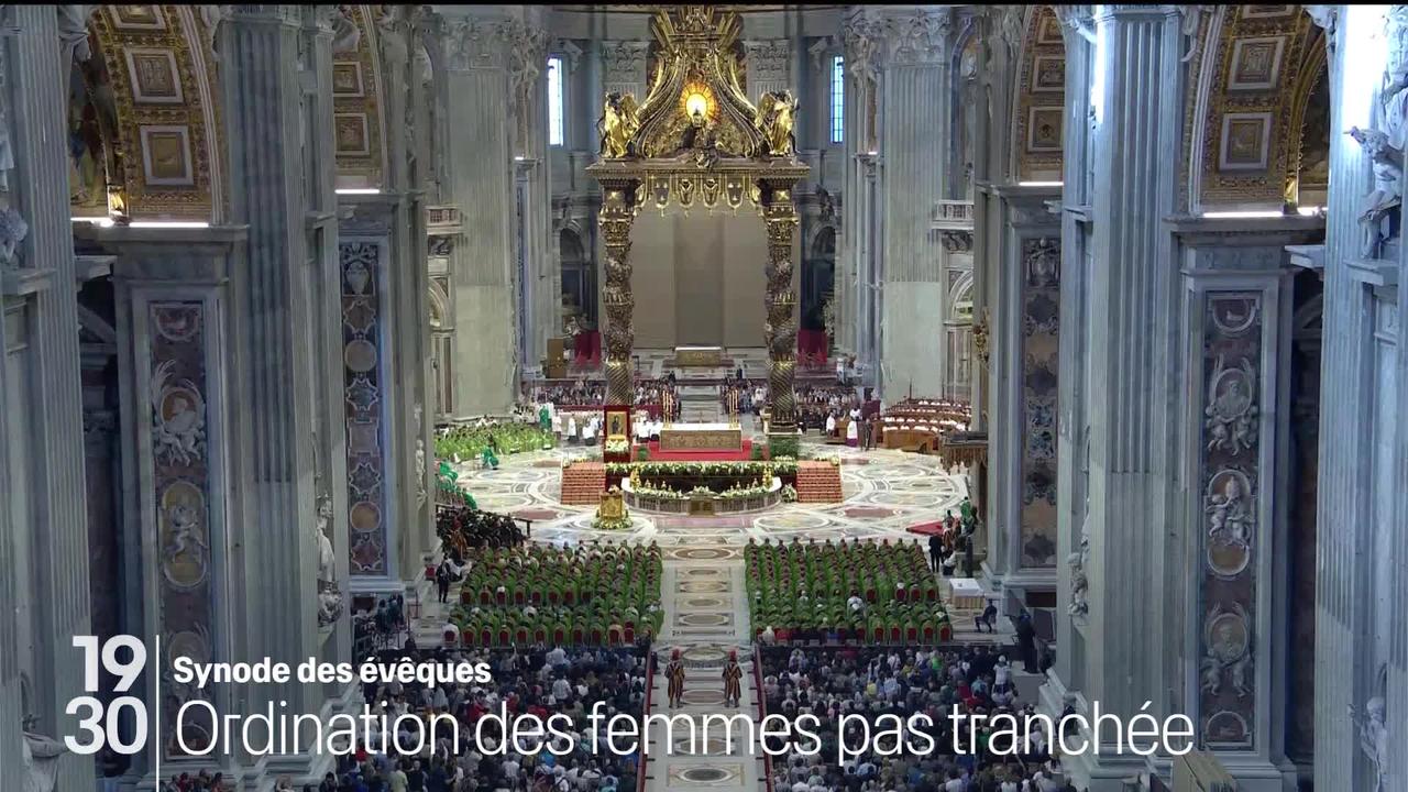 Au Vatican, la messe de clôture du Synode des évêques a eu lieu dimanche. Le pape François a laissé en suspens la question de l’ordination des femmes comme diacre