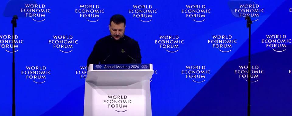 Coup d’envoi du WEF à Davos, une journée marquée par le discours offensif de Volodymyr Zelensky