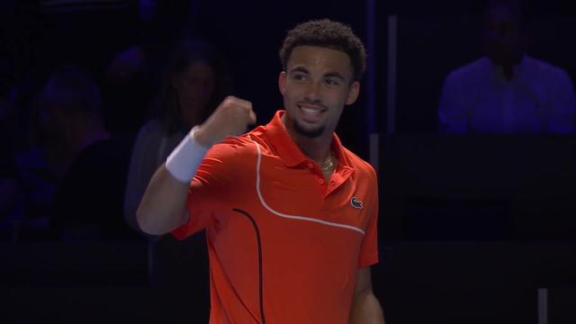 1-4 de finale, S.Tsitsipas (GRE) - A.Fils (FRA) (6-7,3-6): le jeune Français se défait du numéro 11 mondial