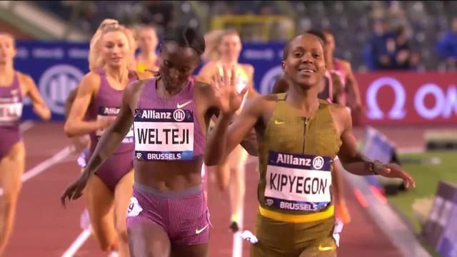 Bruxelles (BEL), 1500m dames: la triple championne olympique de la discipline Faith Kipyegon (KEN) établit un nouveau record du meeting