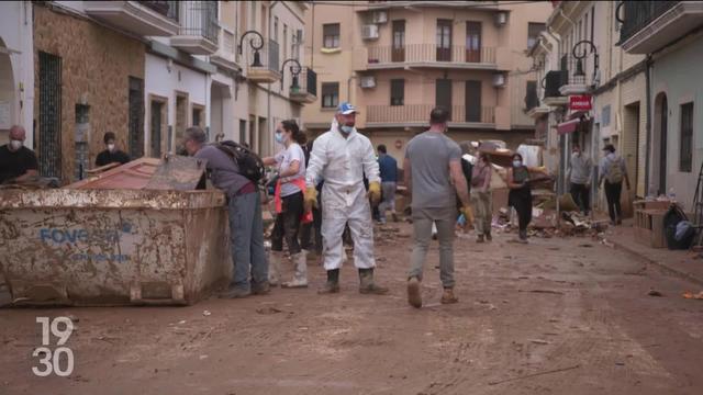 Après les inondations dans la ville d'Aldaya en Espagne, les moyens manquent toujours pour venir en aide aux sinistrés