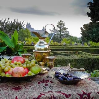 Table de fruits devant le monastère de San Lorenzo [Depositphotos - Cineuno]