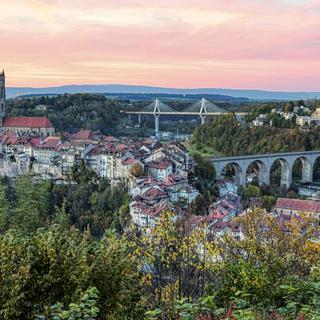 La ville de Fribourg. [Depositphotos - Elenarts]