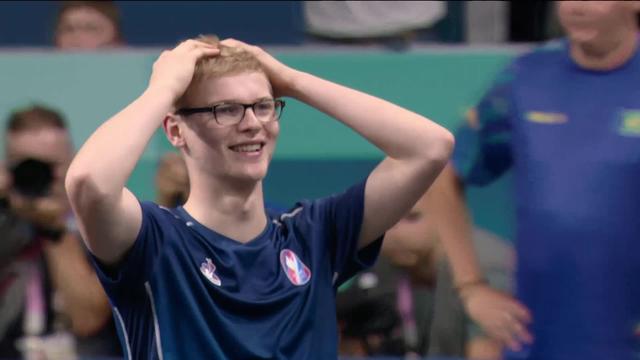 3ème place, simple messieurs, F. Lebrun (FRA) - H. Calderano (BRA) (4-0): le jeune phénomène Félix Lebrun (FRA) réalise le match parfait et remporte le bronze