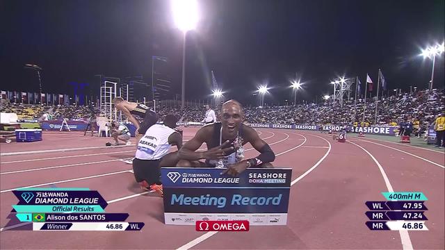 Doha (QAT), 400m haies messieurs: Dos Santos (BRE) domine la course et explose le record du meeting