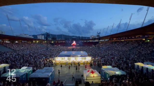 Taylor Swift à Zurich, plus de 3h d'un spectacle étourdissant de paillettes et de feux d'artifices