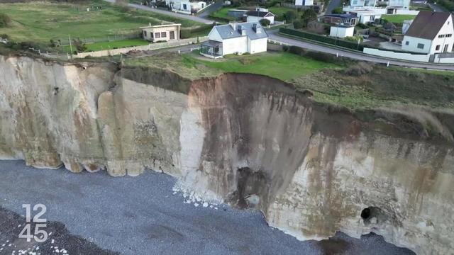 L’érosion des falaises et la montée du niveau de la mer menacent des milliers de maisons en France. Exemple en Normandie