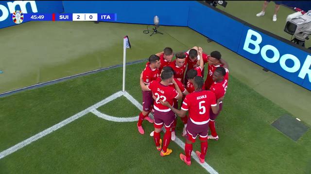 1-8e de finale, Suisse – Italie: Ruben Vargas décoche une superbe frappe et offre le 2-0!