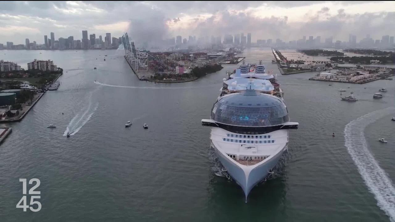 Le nouveau plus grand navire de croisière du monde a largué les amarres du port de Miami. Il peut accueillir 8000 personnes.
