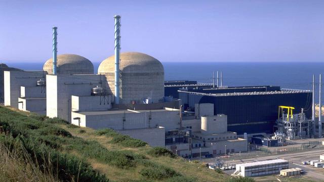 Situé à Flamanville, le réacteur nucléaire le plus puissant de France a été raccordé au réseau.