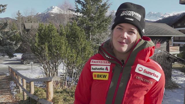 Mélanie Meillard (SUI) au micro de la RTS avant les épreuves de Semmering