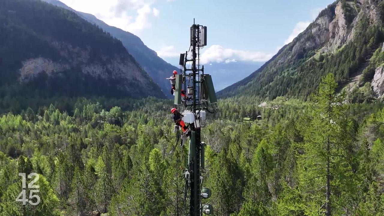 Le Valais a signé une convention avec les trois opérateurs de téléphonie mobile pour mieux encadrer l’implantation de nouvelles antennes 5G