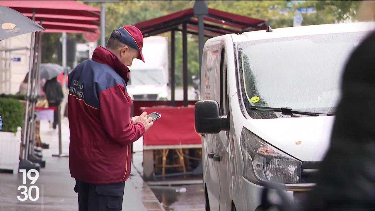 La profession d'agent de stationnement a la vie de plus en plus dure en Suisse romande