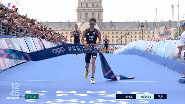 Alex Yee remporte le triathlon olympique masculin à Paris