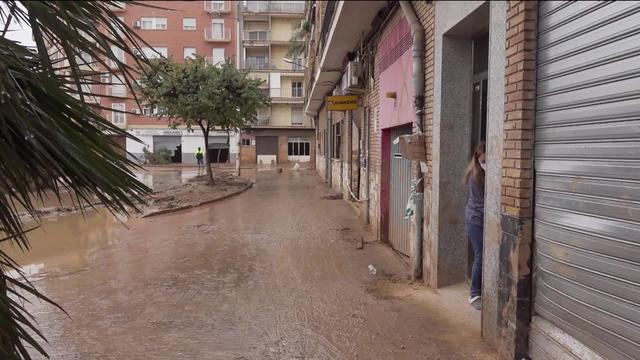 Colère à Valence après les inondations