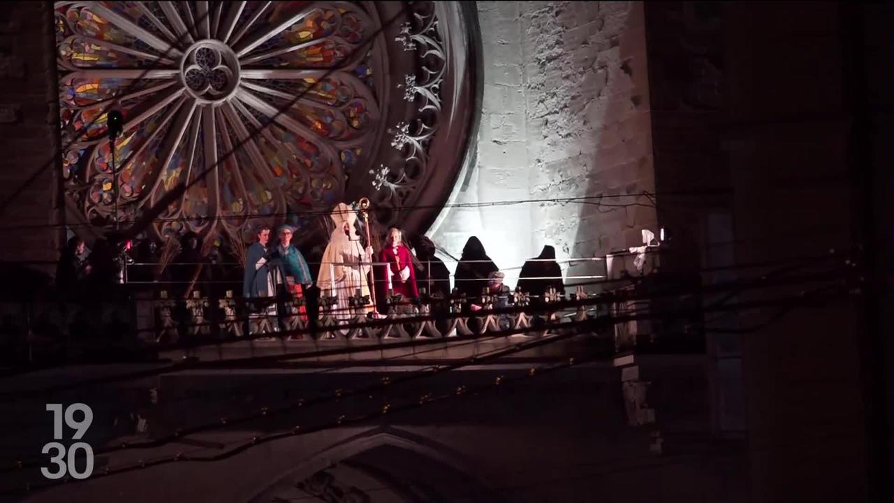 La foule a envahi les rues de Fribourg cette fin de journée à l'occasion de la Saint-Nicolas