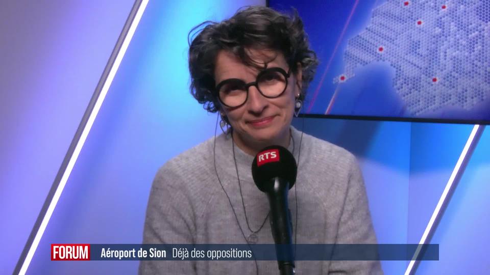 Le projet d’augmenter la capacité de l’aéroport de Sion suscite de vives oppositions: interview de Céline Dessimoz