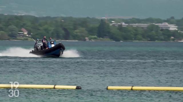 La police de Genève s'exerce au sauvetage de noyade devant du public pour les sensibiliser