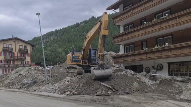 Le village de Saas-Grund n'est plus coupé du monde, l'armée déployée