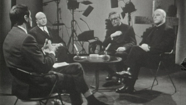 En 1964, La TSR propose un débat à l'occasion des 10 ans de la présence religieuse à la télévision. [RTS]