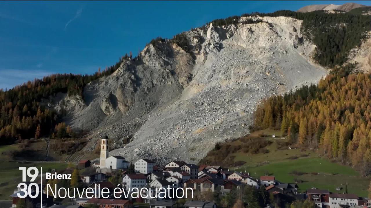 Pour la deuxième fois en deux ans, les habitants de Brienz dans les Grisons doivent évacuer le village