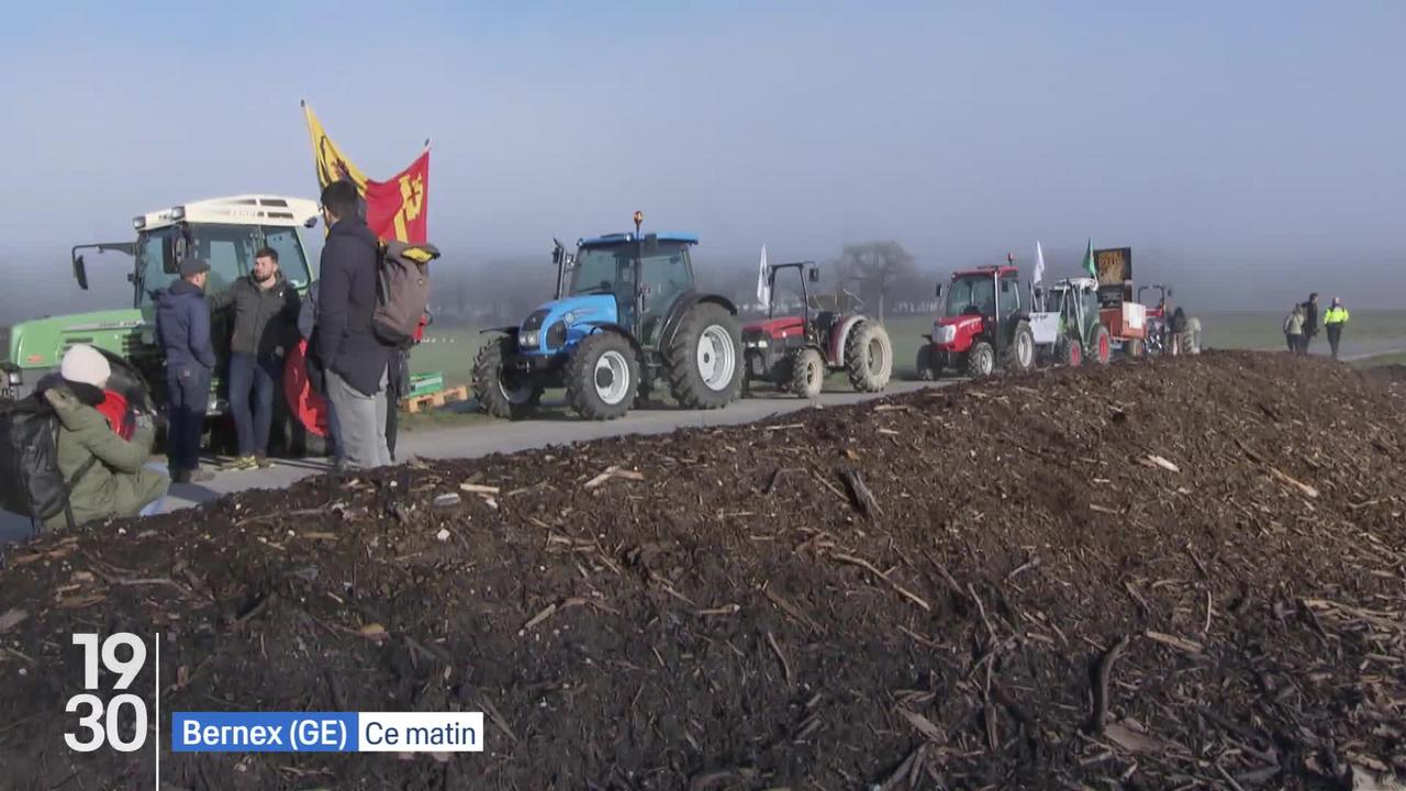 Des centaines d'agriculteurs en colère ont défilé à Genève et à Bâle avec des revendications