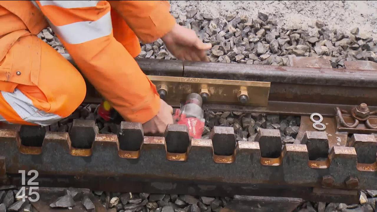 Deux mois après les dégâts causés par les laves torrentielles, les premiers travaux de reconstruction à Brienz (BE) sont terminés