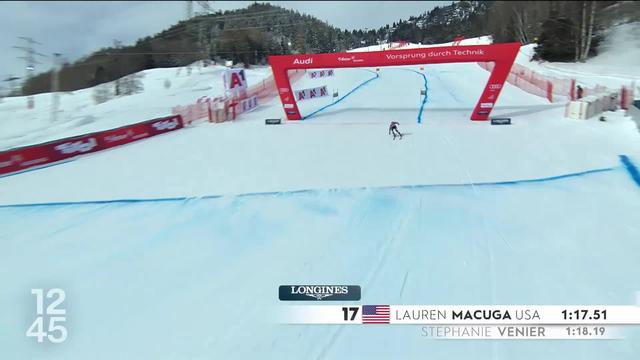 La skieuse américaine Lauren Macuga a remporté dimanche le super-G de Sankt Anton en Autriche. Lara Gut-Behrami a terminé cinquième