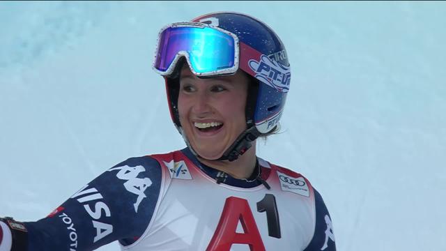 St- Anton (AUT), Super-G dames: Lauren Macuga (USA) surprend et prend la 1re place provisoire