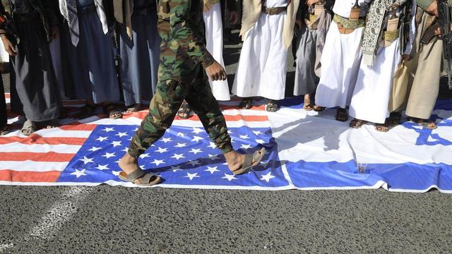 Les rebelles houthis mettent en garde contre les "conséquences" de toute attaque au Yémen.