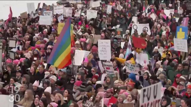 Aux Etats-Unis, des dizaines de milliers de manifestants anti-Trump sont descendus dans la rue à Washington