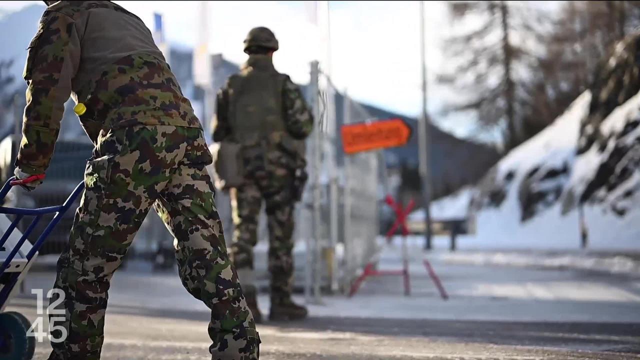 À quatre jours du début du Forum économique, Davos se prépare à accueillir la manifestation