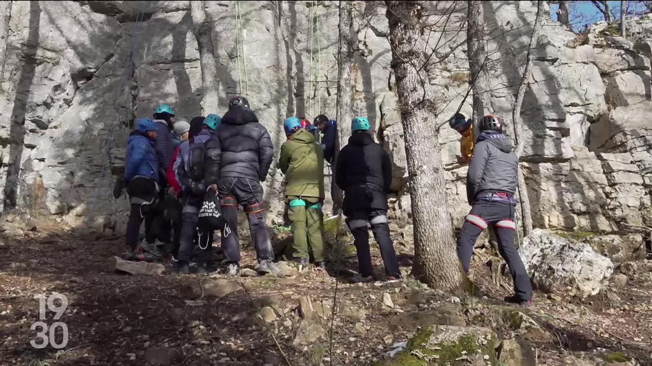 À Genève, sept jeunes qui habitent dans le quartier du Lignon, se sont donné l’objectif de gravir le Mont-Blanc