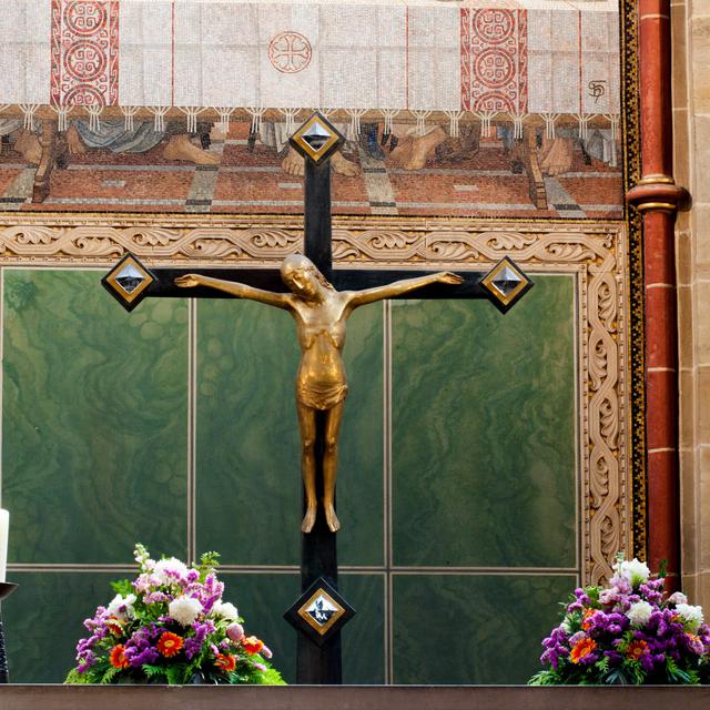 Jésus-Christ sur la croix dans l'église de Brême.