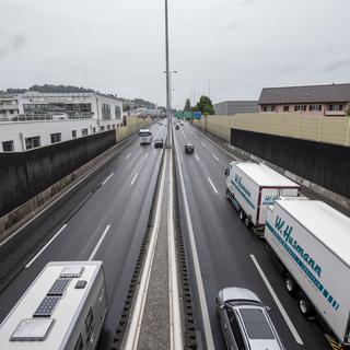 Das A-2 Autobahnteilstueck in Kriens anlaesslich einer Medienfuehrung durch das Gebiet des zukuenftig geplanten Autobahnprojekt Bypass im Raum Kriens am Mittwoch, 17. Juni 2020 in Kriens. (KEYSTONE/Urs Flueeler).