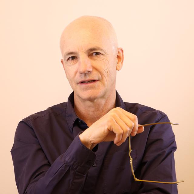 Christophe Dunand, co-fondateur de la Chambre Genevoise de l'Économie Sociale et Solidaire, directeur général de Réalise et chargé de cours à la Haute école de gestion (HEG) de Genève.