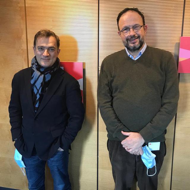 Le violoniste et directeur artistique de l’OCL Renaud Capuçon rencontre Gian Domenico Borasio, professeur ordinaire de médecine palliative et chef du service des soins palliatifs au CHUV.