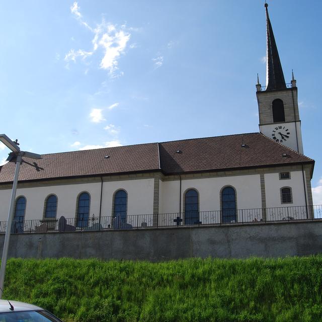 Église Saints-Pierre-et-Paul de Villaz-Saint-Pierre, Canton de FR.