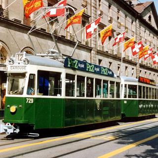 Un vieux trams qui circulait au début du XXe siècle sur le réseaux Genevois considéré a l'époque comme l'un des plus modernes du monde, photographié le 8 septembre 1991.