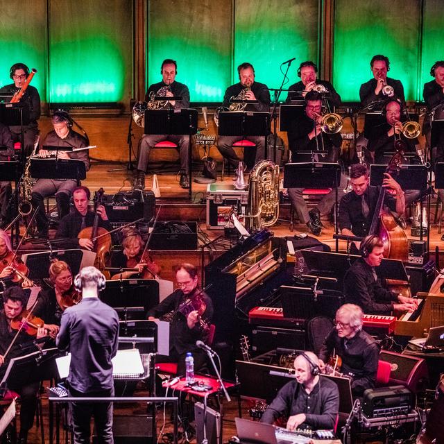 Henrik Schwartz & Metropole Orchestra performance sur tivoli vredenburg festival 2018.