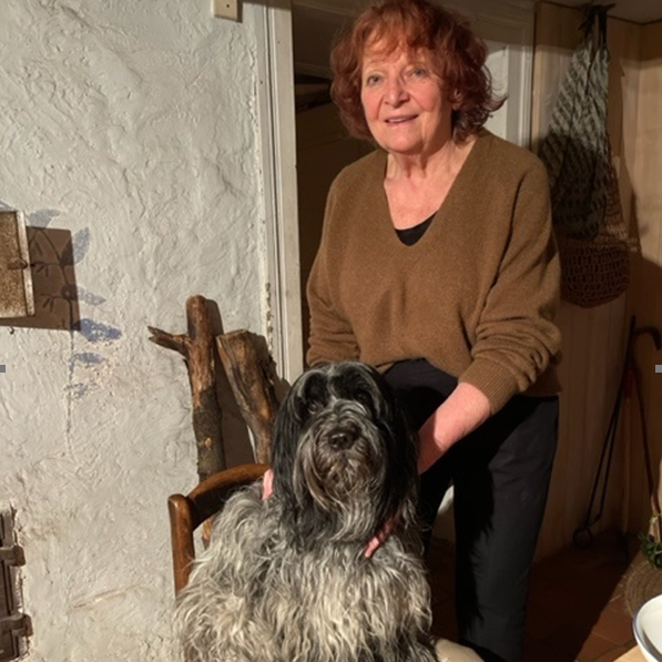 Claudie Hunzinger, auteure de "un chien à ma table", publié chez Grasset et recompensé par le Prix Femina 2022.