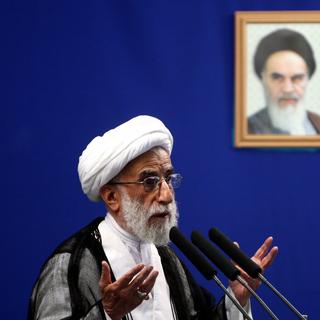 L'Ayatollah Ahmad Janati critique la gestion de l'accord sur le nucléaire iranien de Hassan Rohani. [Keystone - Abedin Taherkenareh]